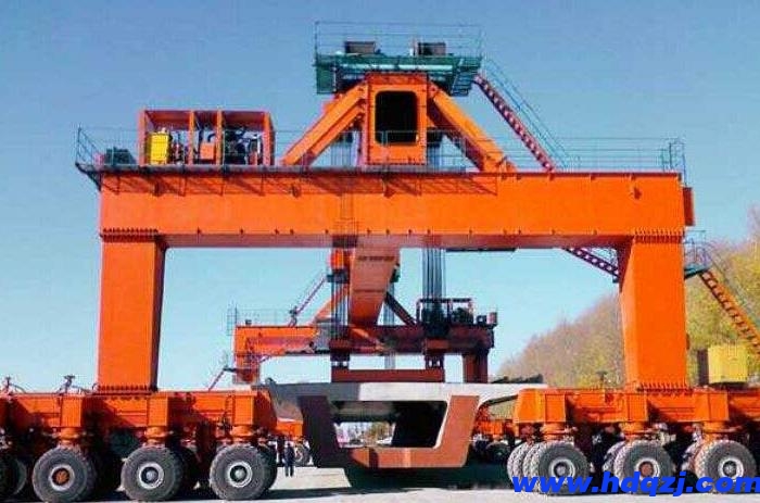 輪胎式提梁機 輪胎式提梁機