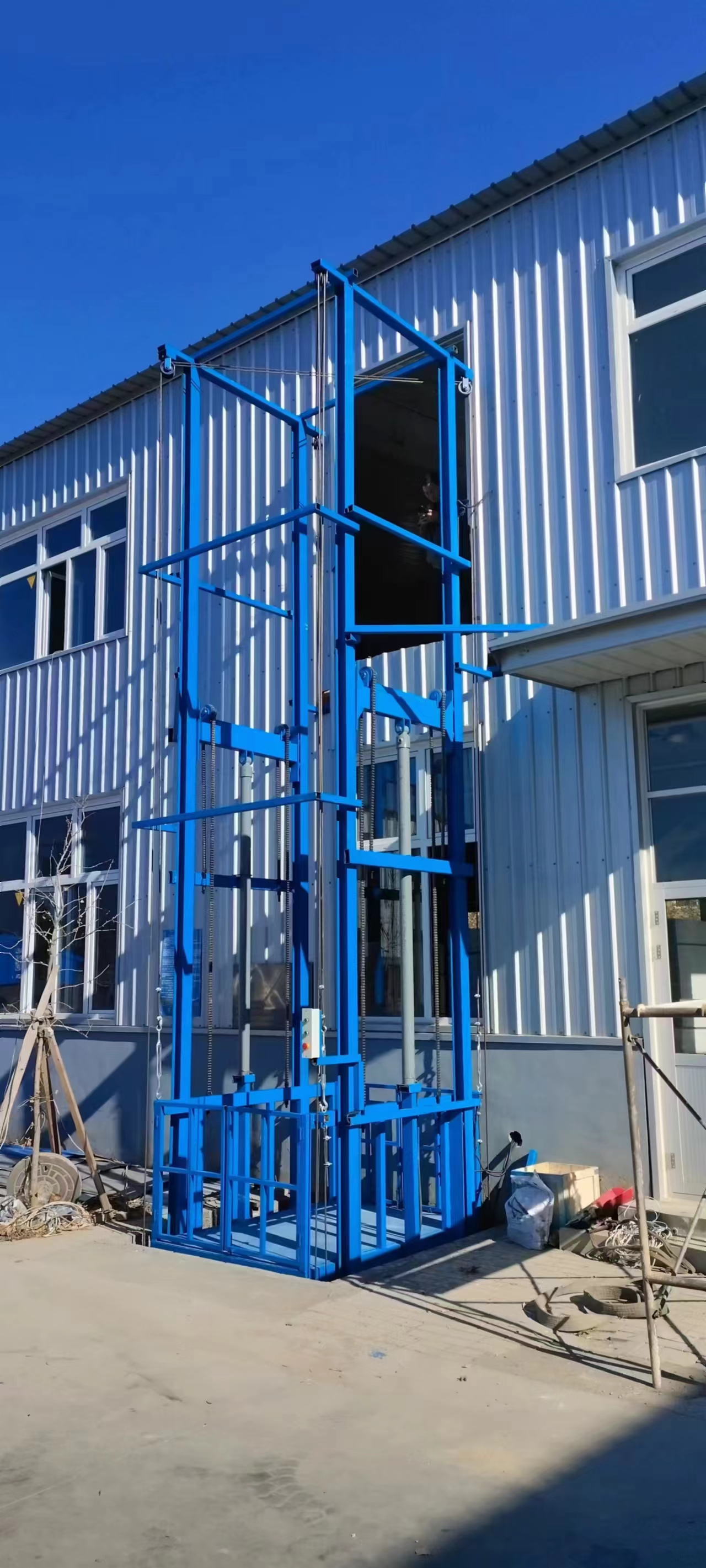 大噸位導軌式貨梯 大噸位導軌式貨梯