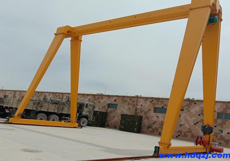 大風(fēng)天氣下,龍門(mén)吊吊運(yùn)的限制條件有哪些?如何判斷是否可**操作?