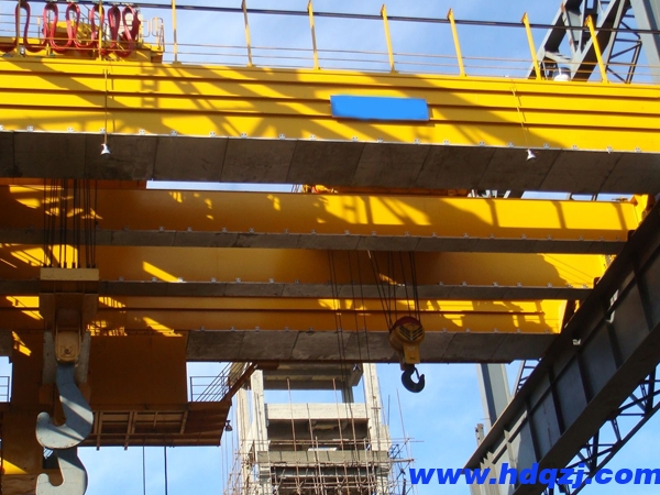 冶金起重機(jī)起升機(jī)構(gòu)上制動(dòng)器的設(shè)置要求 冶金起重機(jī)起升機(jī)構(gòu)上制動(dòng)器的設(shè)置要求