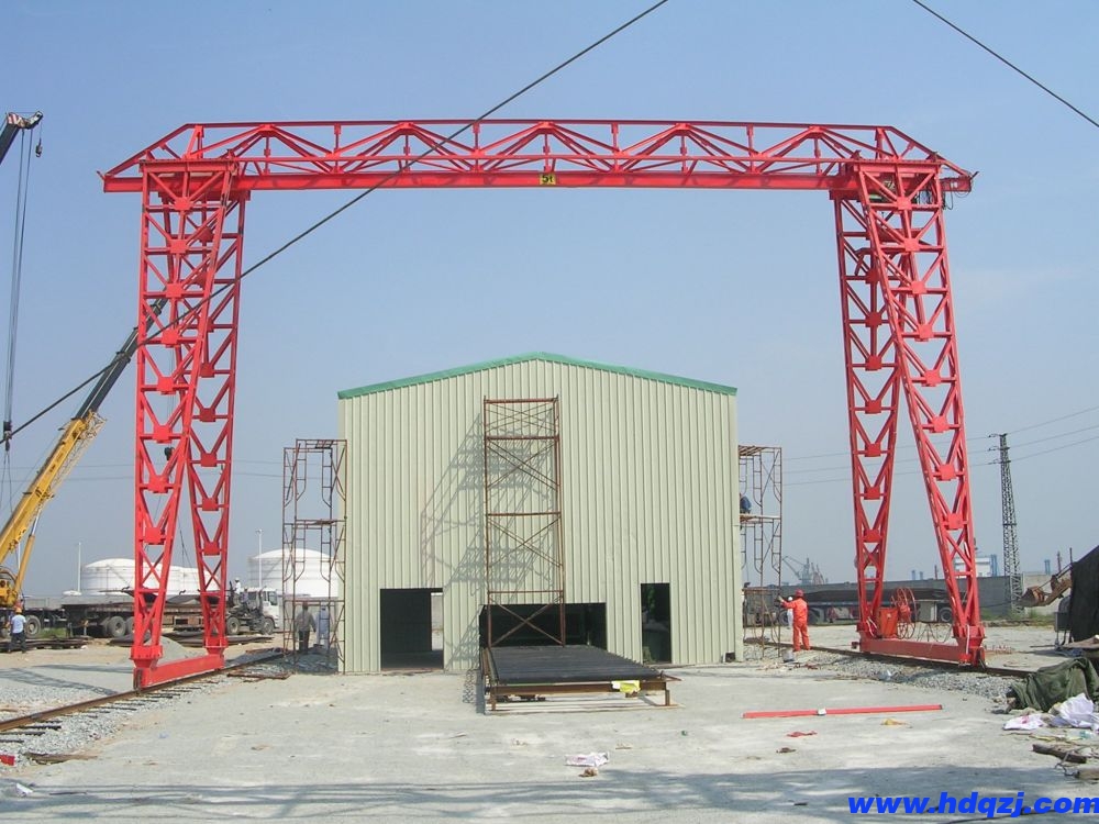 全包箱葫蘆單梁門式起重機 全包箱葫蘆單梁門式起重機