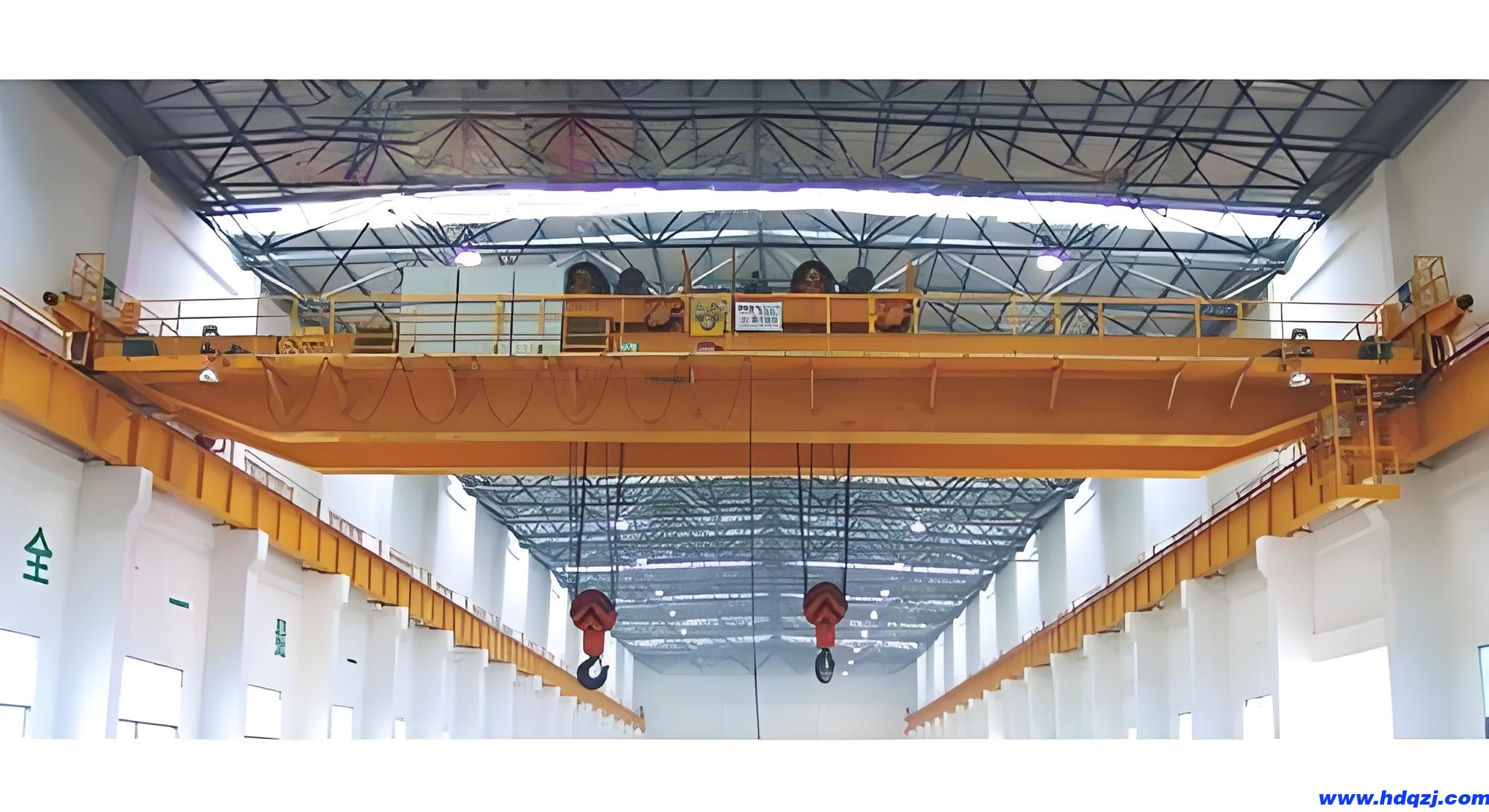 QE型雙梁橋式起重機(jī) QE型雙梁橋式起重機(jī)