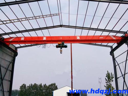 起重機起重過程失控原因分析: 起重機起重過程失控原因分析: