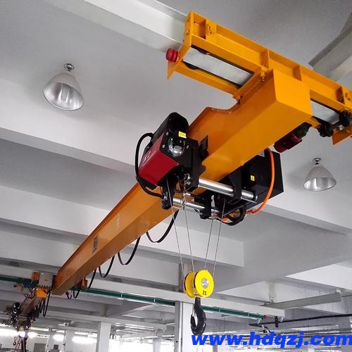 單梁起重機(jī)的操作注意事項(xiàng)有哪些? 單梁起重機(jī)的操作注意事項(xiàng)有哪些?